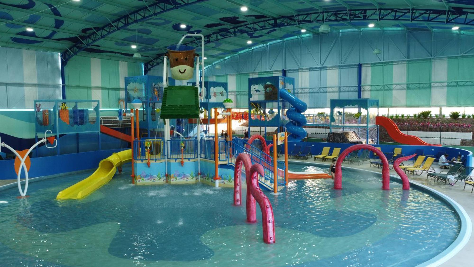 Bourbon Resort Atibaia Exterior photo The water park