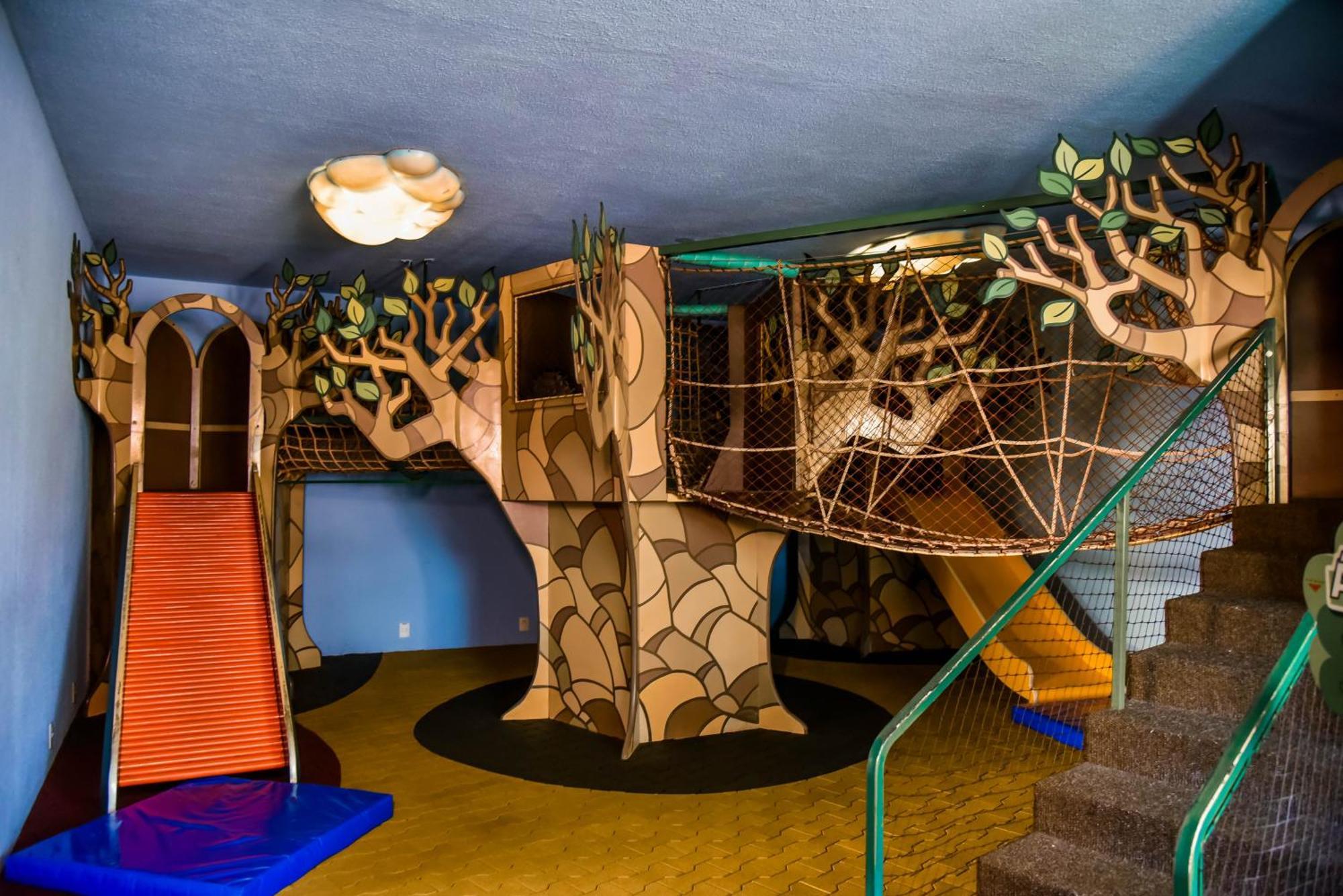 Bourbon Resort Atibaia Exterior photo The Treehouse